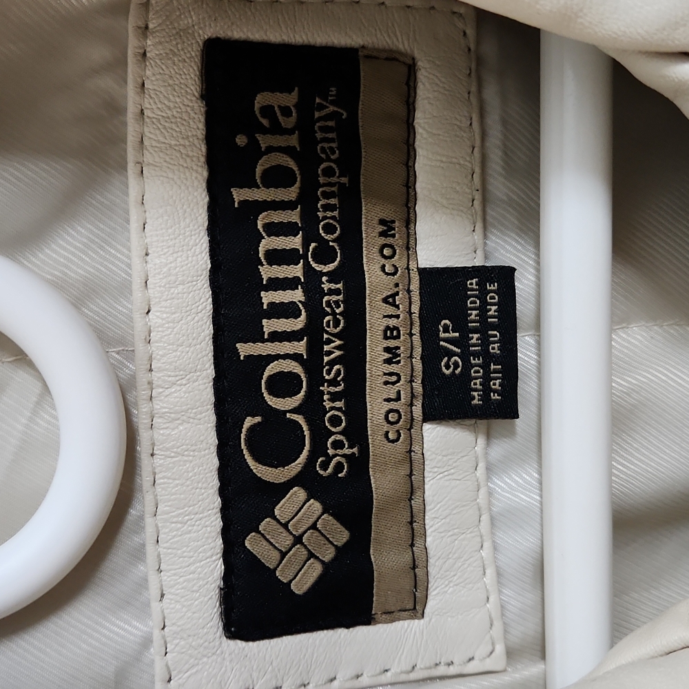 Columbia Women's Cream Leather Jacket Size Small - Picture 2 of 8
